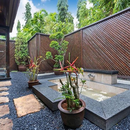 Nai Harn Baan-Bua Villas Bagian luar foto
