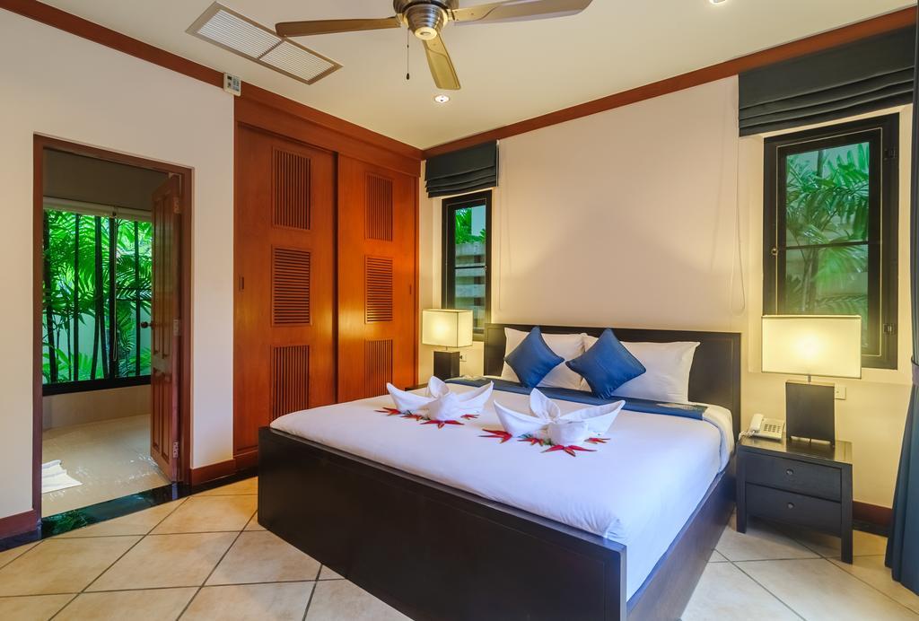 Nai Harn Baan-Bua Villas Bagian luar foto