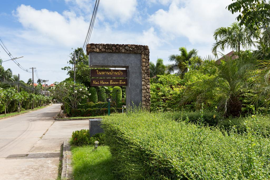 Nai Harn Baan-Bua Villas Bagian luar foto