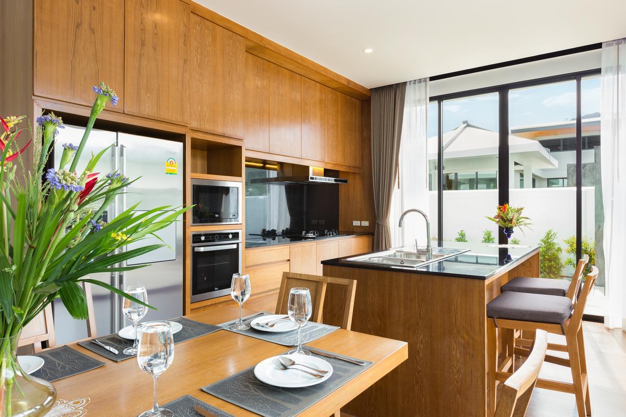 Nai Harn Baan-Bua Villas Bagian luar foto