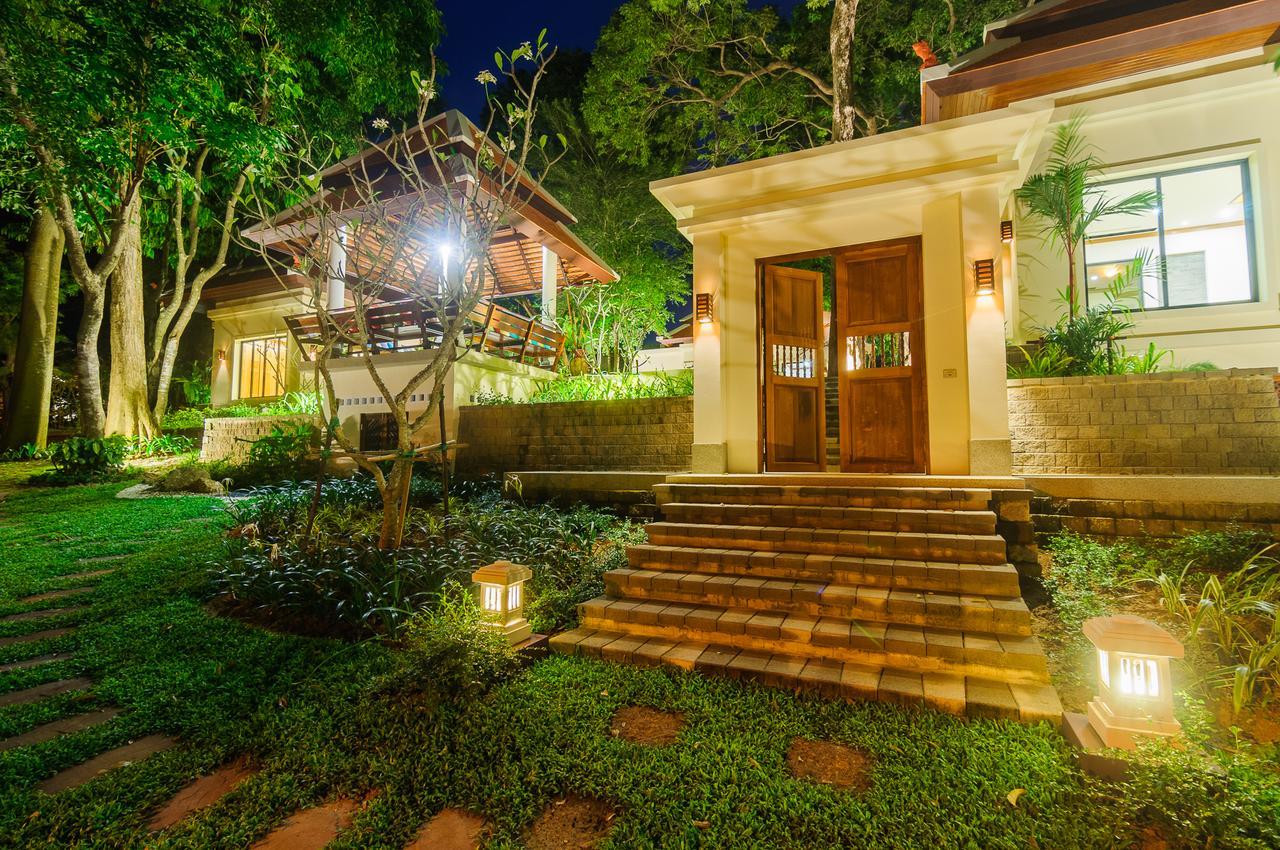 Nai Harn Baan-Bua Villas Bagian luar foto