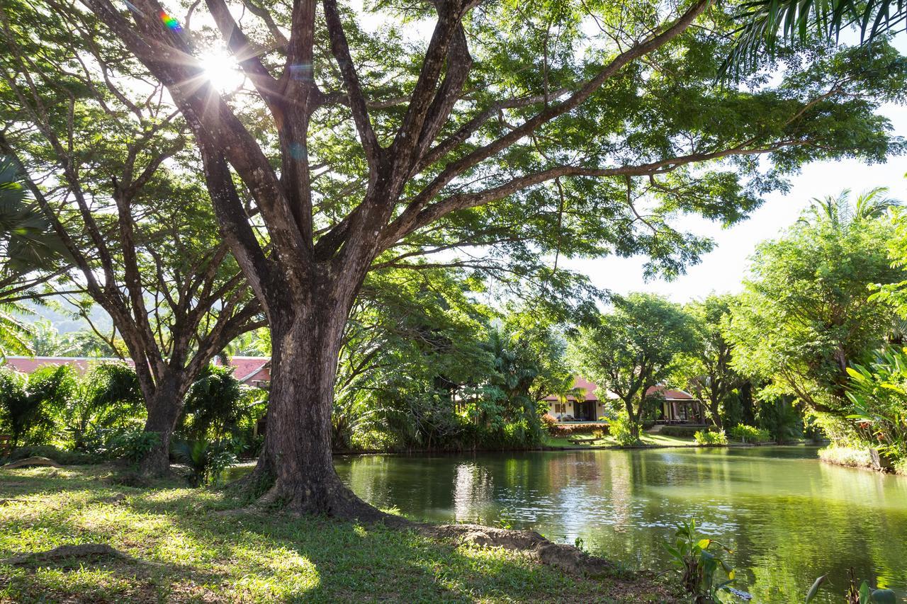 Nai Harn Baan-Bua Villas Bagian luar foto